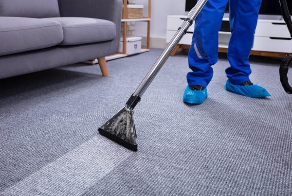 Carpet Cleaning in Action: Efficient Vacuuming with a Vacuum Cleaner